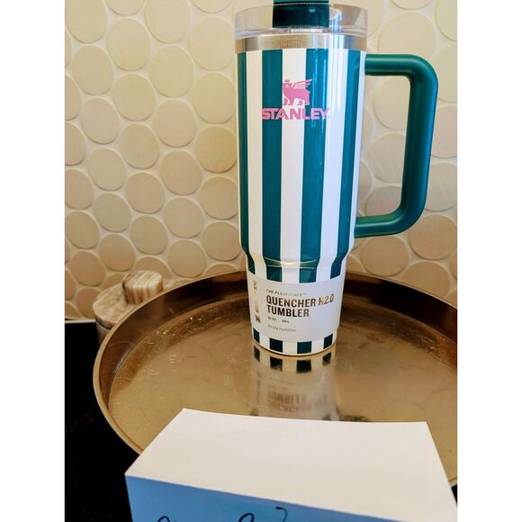 Stanley Emerald Cabana 30oz Green Stripe Pink Logo Pre-Release Quencher … - Picture 1 of 1